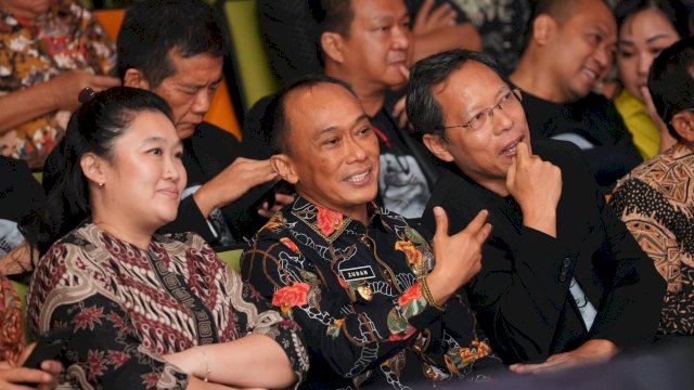 Pj Gubernur Sulsel Prof Zudan Arif Fakrulloh, saat mengadiri Konser Vesak Contert Lokasanti Umat Budha, Minggu (26/05/2024). (Istimewa)