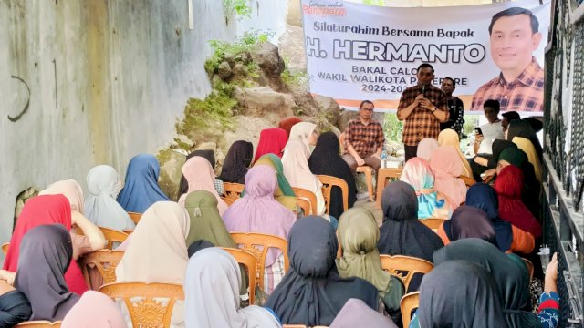 Silaturahmi dan Sosialisasi di Lumpue, Hermanto Janji Tindaklanjuti Keluhan Warga Terkait Jalan Rusak