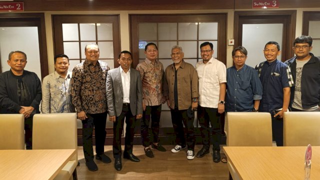 Tiga partai politik di Sulawesi Selatan melalukan pertemuan internal di Hotel Claro, Jalan AP Pettarani, Makassar, Rabu (1/5/2024). (Foto: Istimewa)