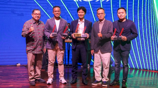 Yamaha menyabet 6 penghargaan bergengsi di ajang Otomotif Award 2024 yang diselenggarakan di Senayan Park, Jakarta Selatan, Selasa (21/5/2024). (Foto: Istimewa)