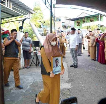 Akbar Ali Pimpin Upacara Persemayaman Sekcam Bacukiki Barat