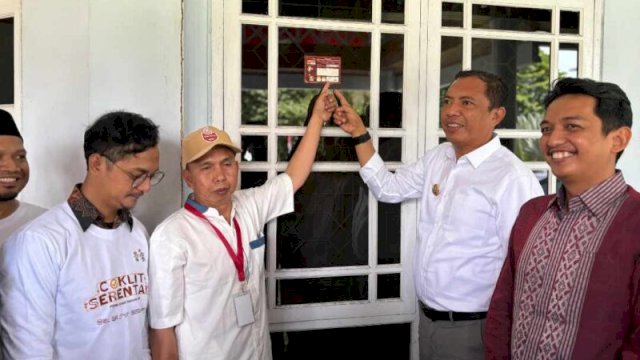 Coklit Perdana Pilkada 2024, Petugas Pantarlih KPU Parepare Datangi Pj Akbar Ali