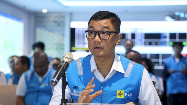 Direktur Utama PLN Darmawan Prasodjo mengungkapkan, capaian ini adalah buah dari transformasi bisnis berbasis digital secara end to end mulai dari pembangkit, transmisi, distribusi, sistem keuangan, sistem pengadaan dan pembayaran, hingga sistem layanan pelanggan. (Istimewa)