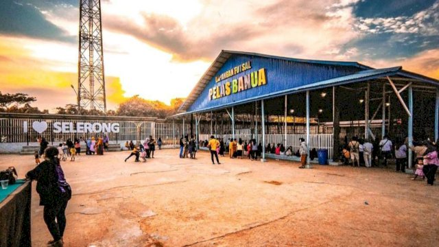 Lapangan Futsal Pelas Benua Desa Selerong. (Istimewa)