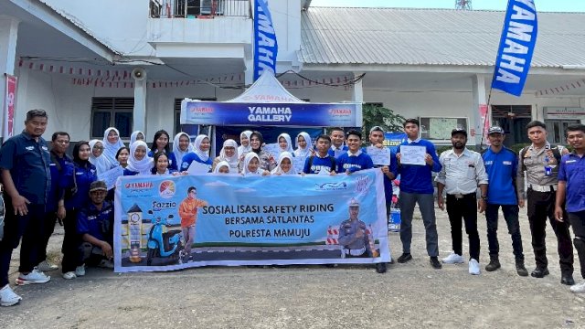 YIMM dan PT Suracojaya Abadimotor menyelenggarakan edukasi safety riding sepeda motor bertema "Classy Safety Riding Knowledge" yang menyasar pelajar sekolah. (Foto: Istimewa)