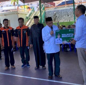Pj Wali Kota Parepare Akbar Ali Pimpin Penyerahan Zakat ASN Lewat Baznas