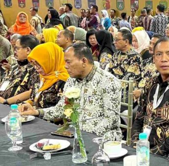 Pj Walikota Akbar Ali Silaturahmi dengan Warga Parepare di Balikpapan Kaltim