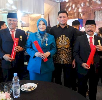 Berhasil Turunkan Stunting, 3 Pejabat Pemkab Gowa Terima Penghargaan BKKBN RI