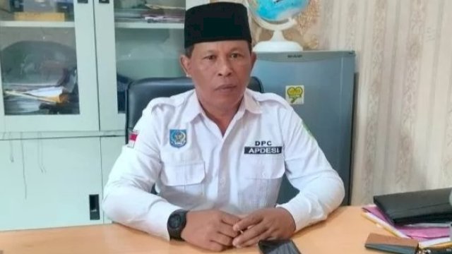 Kepala Desa Loh Sumber, Sukirno. (Istimewa)