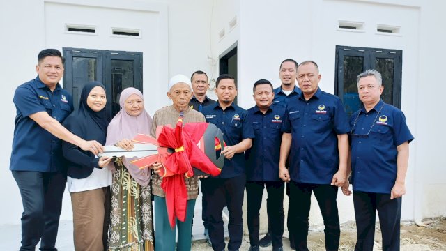 Serahkan Rumah Pemenang Undian Jalan Sehat TSM Day, Tasming Hamid Didoakan Terpilih Jadi Wali Kota Parepare