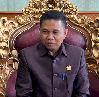 Desa Tepian Langsat Belum Teraliri Listrik dan Air Bersih, Ketua DPRD Kutim Janji Tuntaskan Masalah Ini