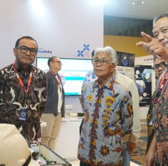 Indosat Business Kenalkan Teknologi Berbasis AI Menuju Revolusi Industri Hulu Migas
