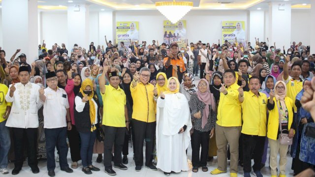 Erat Menyapa: Ribuan Warga Sambut Baik Komitmen Erna Rasyid Taufan Teruskan Pembangunan Parepare