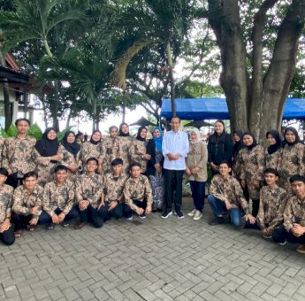 Sambangi Bantaeng, Presiden Jokowi Sempatkan Makan Siang di RM Aroma Laut Bantaeng