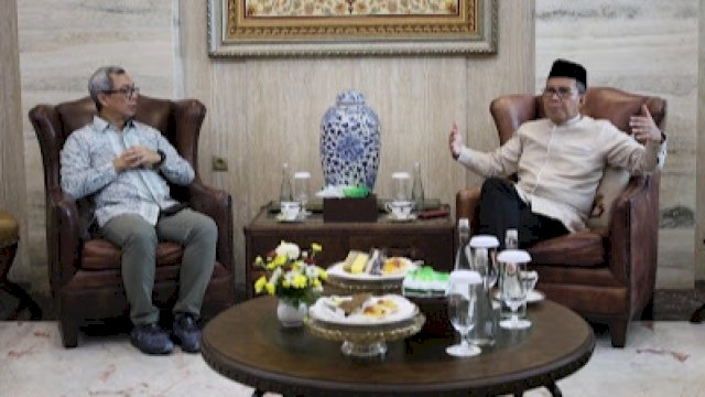 Dirjen IKP Kementerian Kominfo, Usman Kansong saat menemui Wali Kota Makassar, Moh Ramdhan Pomanto di Jalan Amirullah, Jumat (31/5/2024). (Foto: Istimewa)