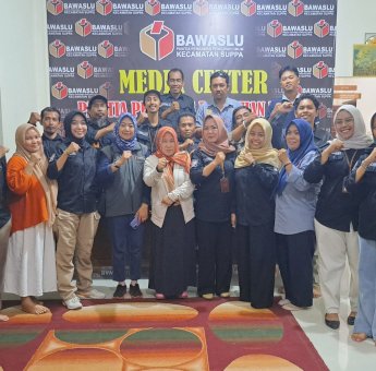 Awasi Mutarlih, Ketua Bawaslu Sulsel Beri Penguatan Jajaran Adhock di Pinrang