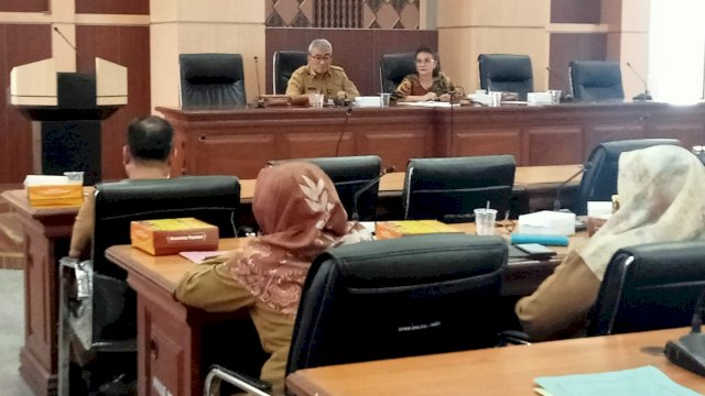 Pansus Hortikultura DPRD Sulawesi Selatan melaksanakan rapat dengar pendapat (RDP), Selasa (30/7/2024). (Foto: Istimewa)