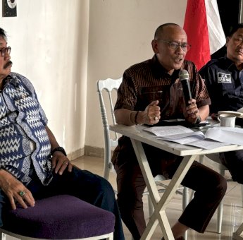 Soal Isu Kolom Kosong di Pilgub Sulsel 2024, Senator Ajiep Padindang Sebut Bencana Politik