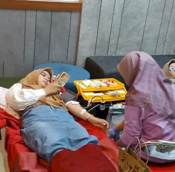 Meriahkan Hari Kemerdekaan, PLN Bersama UPT Transfusi Darah Sulsel Gelar Donor Darah