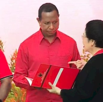 PDI-Perjuangan Resmi Usung Apolo Safanpo-Paskalis Imadawa di Pilgub Papua Selatan 2024