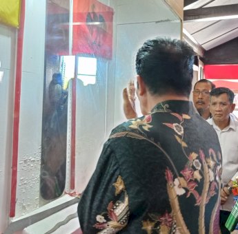 Imam Gunarto Lihat Koleksi Musuem Balla Lompoa, Kagumi Sosok Syekh Yusuf