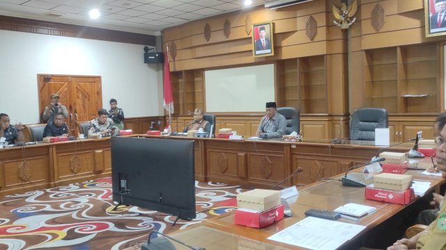 RDP DPRD Kabupaten Kutai Timur, bersama Kelompok Tani Bina Warga dengan PT. Indexim Coalindo. (Istimewa)