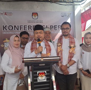 Resmi Mendaftar di KPU Jeneponto, Pasangan Sarif-Qhalby Diantar Ribuan Massa Simpatisan