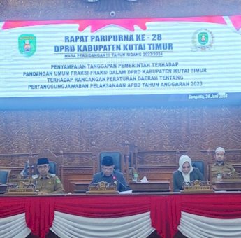 Rapat Paripurna ke-28, Bahas Tanggapan Pemerintah Terhadap PU Fraksi-fraksi Raperda PP APBD Kutim TA 2023