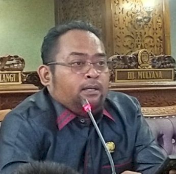 Di Rapat Paripurna, Faizal Rachman Minta Bupati Kutim Atensi Kadis PU Hadiri Undangan DPRD