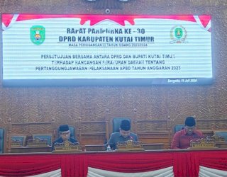 Rapat Paripurna DPRD Kutim, Bahas Persetujuan Bersama Terhadap Raperda Pertanggungjawaban APBD 2023