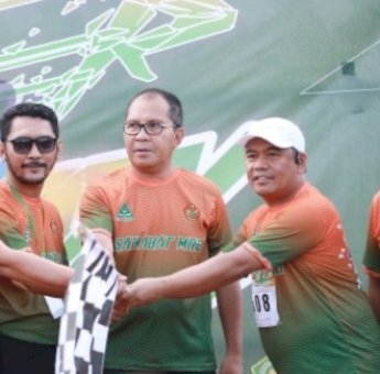 Danny Pomanto Lepas Ratusan Peserta Event Ansor Fun Run di Masjid Kubah 99