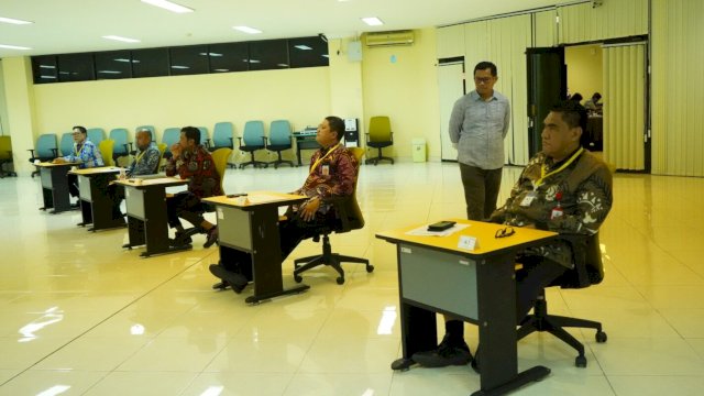 Suasana tahapan tes wawancara lelang jabatan Sekda Makassar yang digelar di Hotel Karebosi Premier, Makassar, Sabtu (6/7/2024). (Foto: Istimewa)
