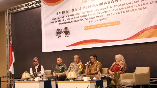 Pj Sekda Makassar, Firman Pagarra saat menghadiri deklarasi komitmen netralitas ASN/TNI/POLRI jelang Pilkada serentak 2024 yang digelar Bawaslu Makassar di Hotel Horison Ultima, Senin (12/8/2024). (Foto: Istimewa)