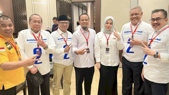 Wakil Gubernur Sulawesi Selatan Periode 2008-2018, Agus Arifin Nu’mang siap memenangkan pasangan calon Gubernur Sulsel dan Wakil Gubernur Sulsel, Andi Sudirman Sulaiman dan Fatmawati Rusdi di Pilgub Sulsel 2024. (Foto: Istimewa)