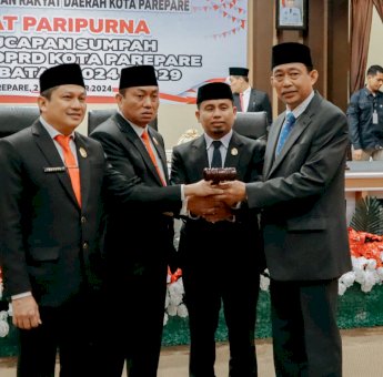 Tasming Hamid: Pelantikan DPRD Parepare Momentum Penting Bagi Regenerasi Kepemimpinan