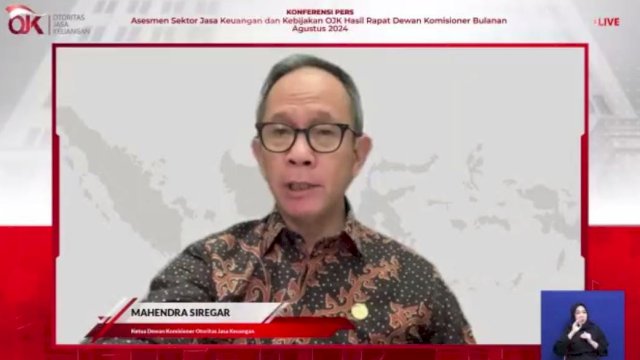 Ketua Dewan Komisioner OJK Mahendra Siregar saat memaparkan kondisi pertumbuhan ekonomi nasional pada Rapat Dewan Komisioner (RDK) Bulanan OJK secara virtual, kemarin. (Dok. Tangkapan Layar)