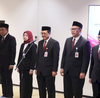 4 Pejabat Deputi Komisioner OJK Resmi Dilantik