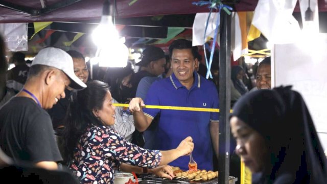 ANH Kunjungi Pasar Malam Parepare