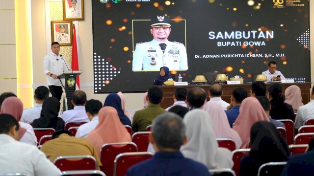 Bupati Gowa, Adnan Purichta Ichsan, saat membuka FGD dalam rangka Hari Statistik Nasional 2024, di Baruga Tinggimae, Rumah Jabatan Bupati Gowa, kemarin. (Dok. Humas Gowa)