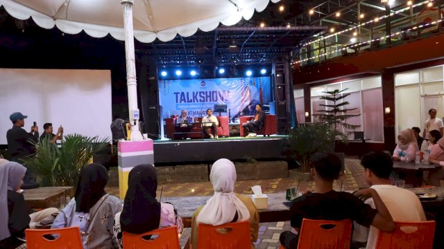 Tasming Hamid Dampingi Fatmawati Rusdi Talkshow di Parepare, Ajak Milenial Siap Hadapi Tantangan Masa Depan