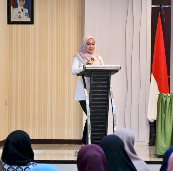 Indah Putri Indriani : Tak Ada Alasan Guru Tak Paham Teknologi