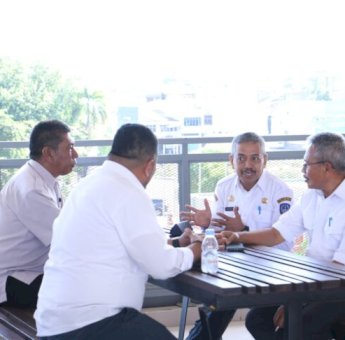 Hari Pertama Kerja, Pjs Bupati Bulukumba Bertemu Jajaran Pemkab