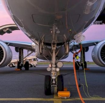 Diduga Ada Praktek Monopoli Dalam Penyediaan Avtur, KPPU akan Selidiki PT Pertamina Patra Niaga