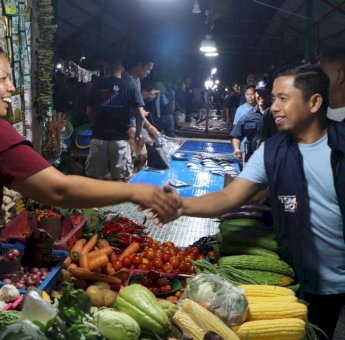 Tasming Hamid Sapa Pedagang, Komitmen Tingkatkan Perekonomian Parepare