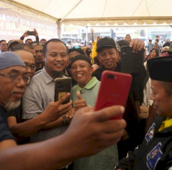 Pendukung Andalan Hati Sambut Antusias Andi Sudirman Sulaiman di Takalar