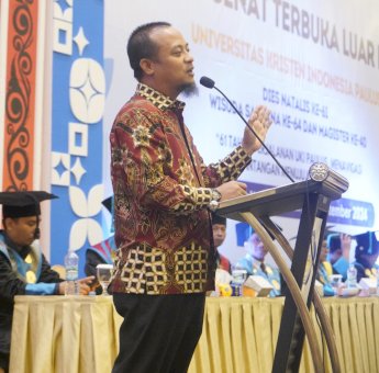 Hadiri Wisuda UKI Paulus, Andi Sudirman Dorong Alumni Jadi Generasi Terbaik dan Teguh Pendirian