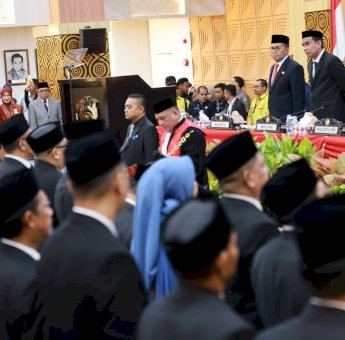 Anggota DPRD Makassar Dilantik, Danny Pomanto Tekankan Kepentingan Publik dan Sukseskan Pilkada Serentak