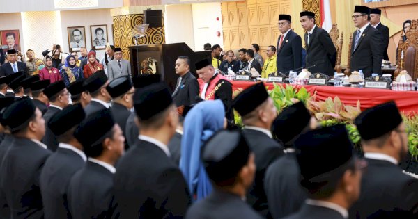 Anggota DPRD Makassar Dilantik, Danny Pomanto Tekankan Kepentingan Publik dan Sukseskan Pilkada Serentak