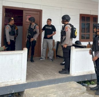 Jelang Penetapan Calon, Penjagaan di Kantor KPU Mappi Diperketat