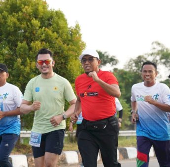 Gelorakan Semangat Transisi Energi, PLN Mobile Sulbar Run 2024 Berhasil Ajak Pelari Kurangi Emisi 1.800 Kg CO2